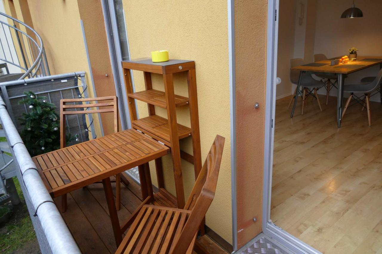 Stilvolle Ferienwohnung Am Stadthafen Schwerin Schwerin  Exteriör bild